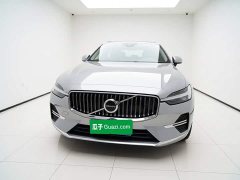 Volvo XC60 B5 AWD Smart Luxury Edition - ფოტო 2