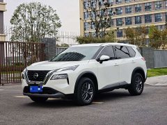 Nissan Qashqai VC-Turbo 300 CVT 2WD Luxury Edition - ფოტო 1