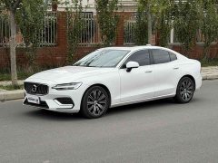 Volvo S60 B4 Intelligent Remote Luxury Edition - ფოტო 1