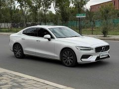 Volvo S60 B4 Intelligent Remote Luxury Edition - ფოტო 3