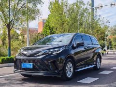 Toyota Gravia 2.5L Hybrid Comfort Edition - ფოტო 1