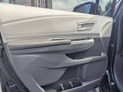 Toyota Gravia 2.5L Hybrid Comfort Edition - ფოტო 10