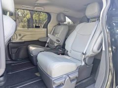 Toyota Gravia 2.5L Hybrid Comfort Edition - ფოტო 6