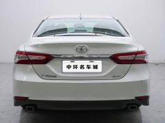 Toyota Camry 2.0G Luxury - ფოტო 16