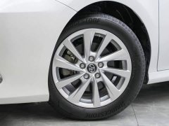 Toyota Camry 2.0G Luxury - ფოტო 3