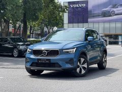 Volvo XC40 B3 Dynamic Edition - ფოტო 1