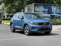 Volvo XC40 B3 Dynamic Edition - ფოტო 3
