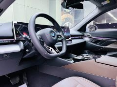 BMW 5 Series 530Li Premier M Sport Package - ფოტო 8