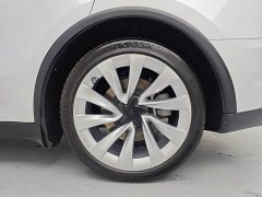Tesla Model Y Rear-Wheel Drive - ფოტო 10