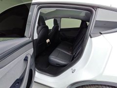 Tesla Model Y Rear-Wheel Drive - ფოტო 9