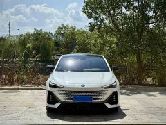 Changan UNI-V 1.5T Premium - ფოტო 2