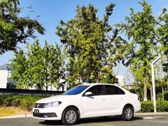 Volkswagen Santana 1.5L Automatic Fashion Edition - ფოტო 1