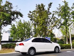 Volkswagen Santana 1.5L Automatic Fashion Edition - ფოტო 4