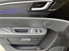 FAW Red Flag E-HS9 690km Range Flagship Edition Six-Seater - ფოტო 14