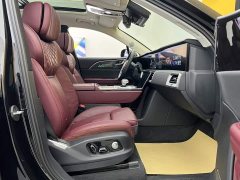FAW Red Flag E-HS9 660km Range Flagship Edition Six-Seater - ფოტო 16