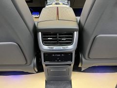 FAW Red Flag E-HS9 690km Range Flagship Edition Six-Seater - ფოტო 17
