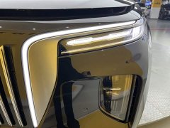 FAW Red Flag E-HS9 690km Range Flagship Edition Six-Seater - ფოტო 5