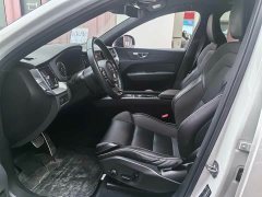 Volvo XC60 T5 AWD Smart Remote Sport Edition - ფოტო 4