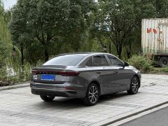 Geely Emgrand 4th Generation 1.5L CVT Flagship - ფოტო 4