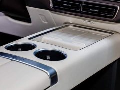 Li Auto Li Xiang MEGA Ultra - ფოტო 16