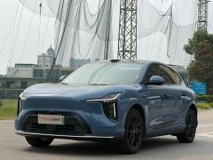 IM Motors Zhiji LS6 Pure Electric Max - ფოტო 1