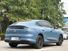 IM Motors Zhiji LS6 Pure Electric Max - ფოტო 8