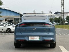 IM Motors Zhiji LS6 Pure Electric Max - ფოტო 9
