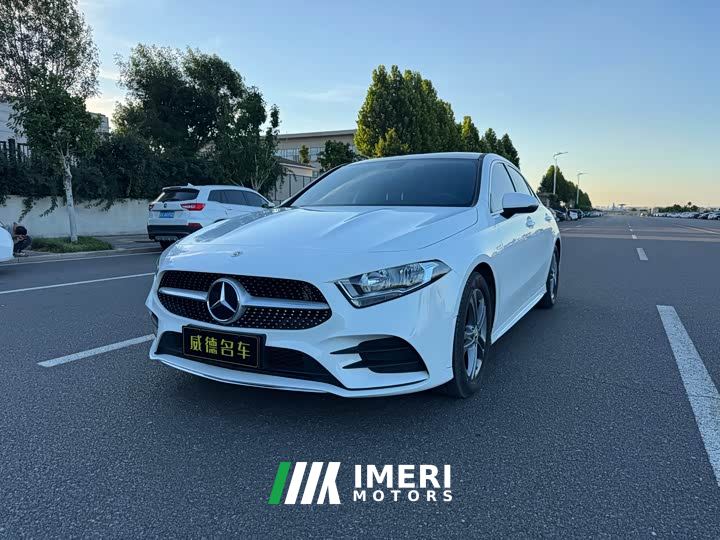 Mercedes-Benz A-Class A 180 L Sport Sedan
