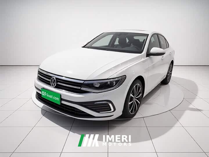 Volkswagen Bora 200TSI DSG Comfort Pro - автомобиль из Китая