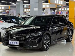 Volkswagen Passat Facelift 330TSI Starry Sky Elite - фото 1