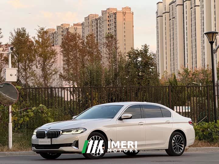 BMW 5 Series 525Li Luxury Package