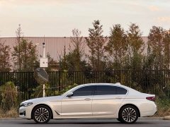 BMW 5 Series 525Li Luxury Package - ფოტო 2