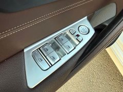 BMW 5 Series 525Li Luxury Package - ფოტო 5