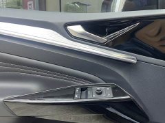 Volkswagen ID.4 CROZZ Pure Enjoyment Limited Edition - ფოტო 19