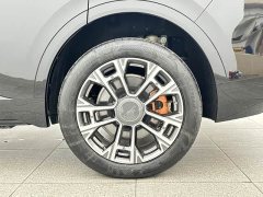 Lynk & Co 900 2.0T Ultra 6-Seater - фото 16