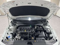 Hyundai Elantra 1.5L CVT Luxury - photo 19
