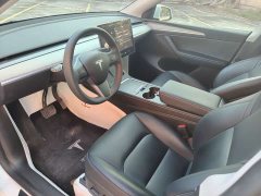 Tesla Model Y Rear-Wheel Drive - photo 9