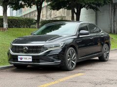 Volkswagen Passat 330TSI Elite - ფოტო 1