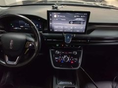 Lincoln Explorer 2.0T Two-Wheel Drive Premium - photo 12