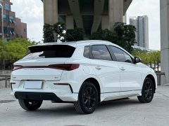 BYD e2 Luxury - ფოტო 3