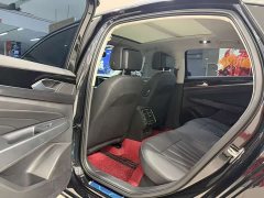 Volkswagen Passat Outstanding Edition 380TSI Dragon Ascendant Version - ფოტო 11