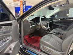 Volkswagen Passat Outstanding Edition 380TSI Dragon Ascendant Version - ფოტო 7