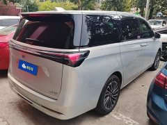 Buick GL8 New Energy Lusang Respect Edition - фото 3