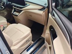 Buick GL8 New Energy Lusang Respect Edition - фото 8
