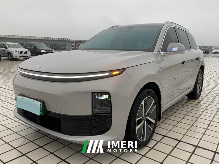 Li Auto L6 Pro - автомобиль из Китая