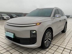 Li Auto L6 Pro - фото 1