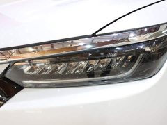 Honda CR-V 240TURBO CVT 2WD Premium - ფოტო 7