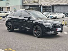 Audi Q5L 40 TFSI Luxury Dynamic - photo 2
