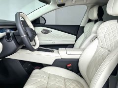Lynk & Co 10 240 AWD Ultra - фото 2