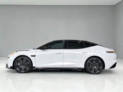 Lynk & Co 10 240 AWD Ultra - фото 8